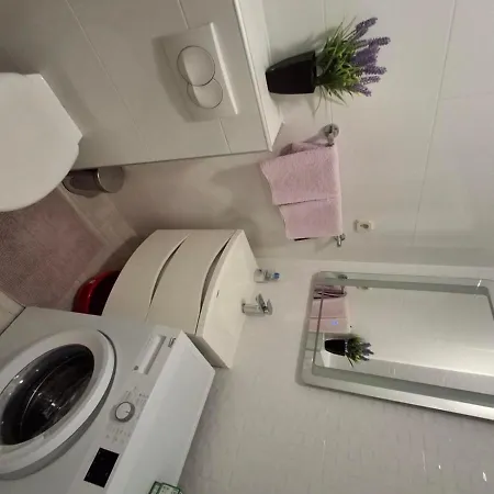 Anic Apartment *